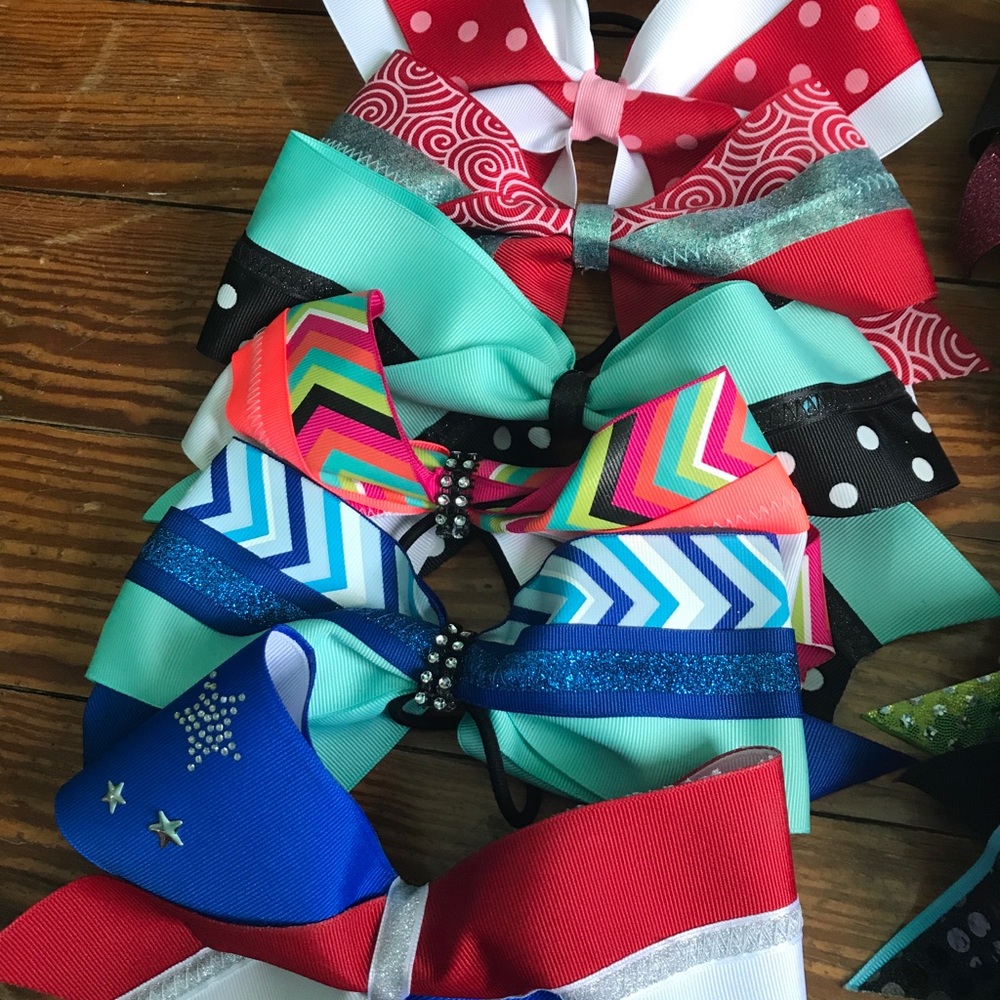 Cheer Bow Collection - Picture 3 of 5